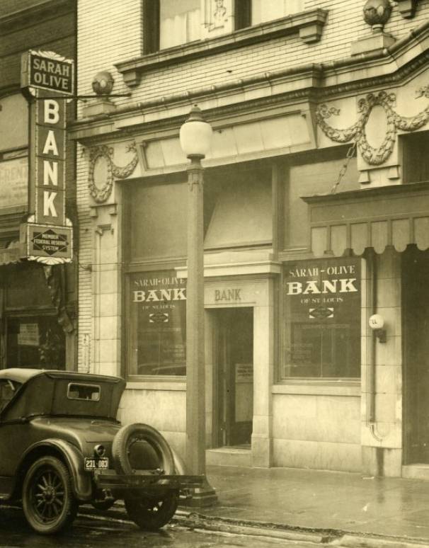 #100 The Sarah-Olive Bank, 4055 Olive street, where three robbers obtained $6,000 in a holdup shortly after noon yesterday, 1931
