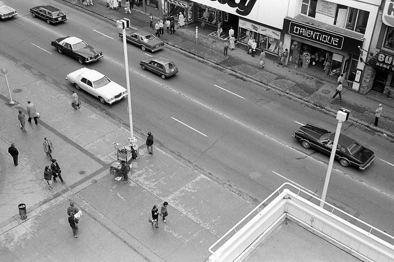 #92 Yonge Street, Toronto, 1982