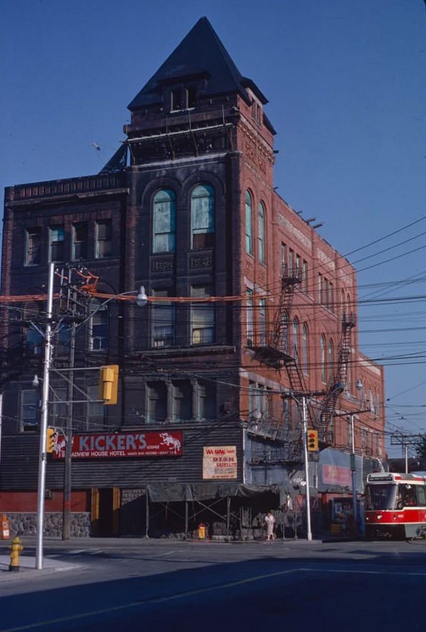#72 The New Broadview Hotel, a.k.a. Jilly’s, as “Kicker’s,” August 31, 1983.