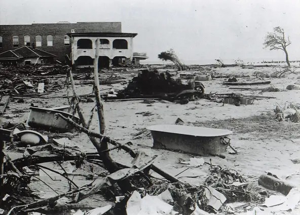 #78 Debris left by the 1919 storm included bathtubs and sinks swept from homes.