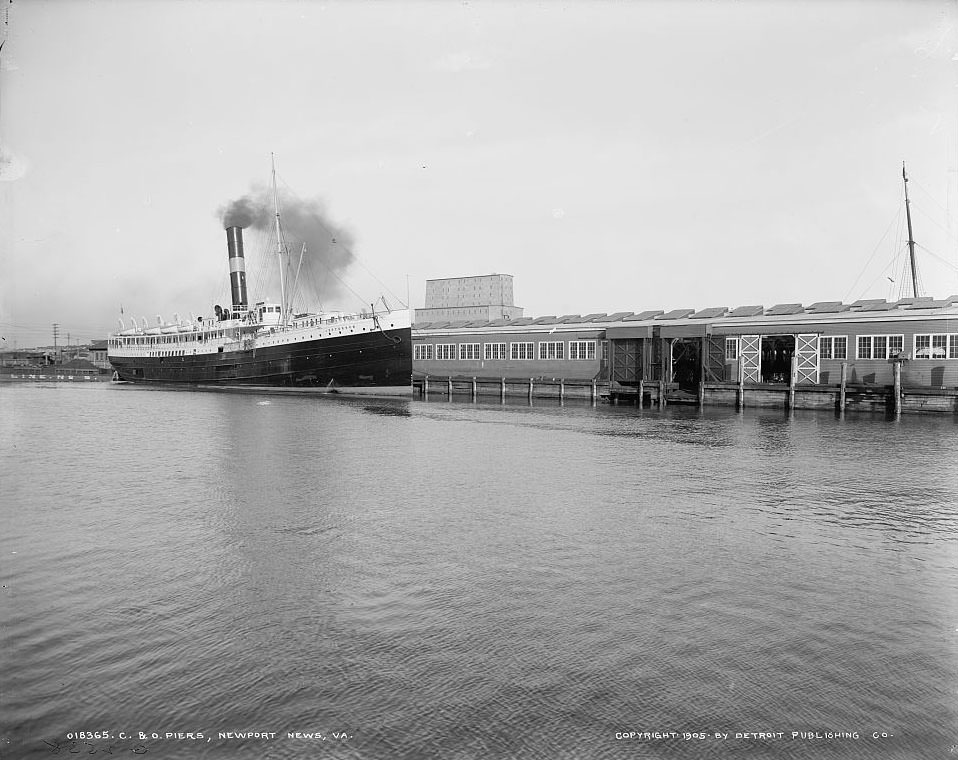 #16 C. & O. piers, Newport News, 1905