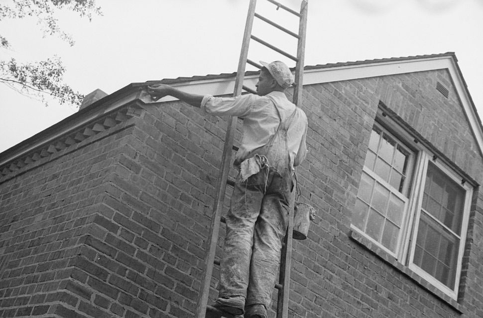 #21 Workers on Newport News Homesteads, Virginia, 1936