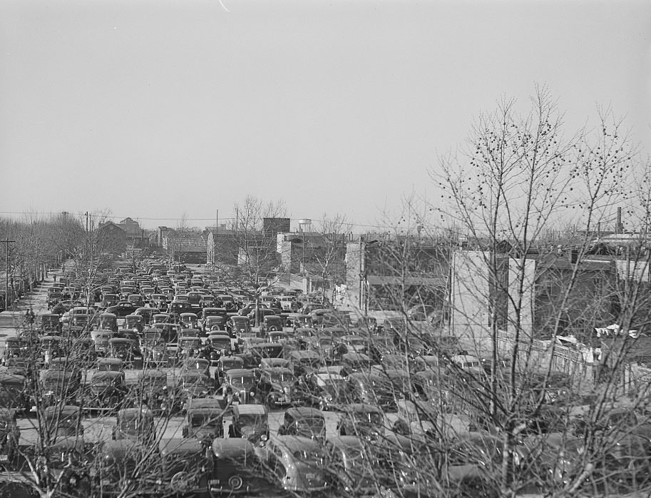#31 Parked cars of shipyard workers. Newport News, Virginia, 1941
