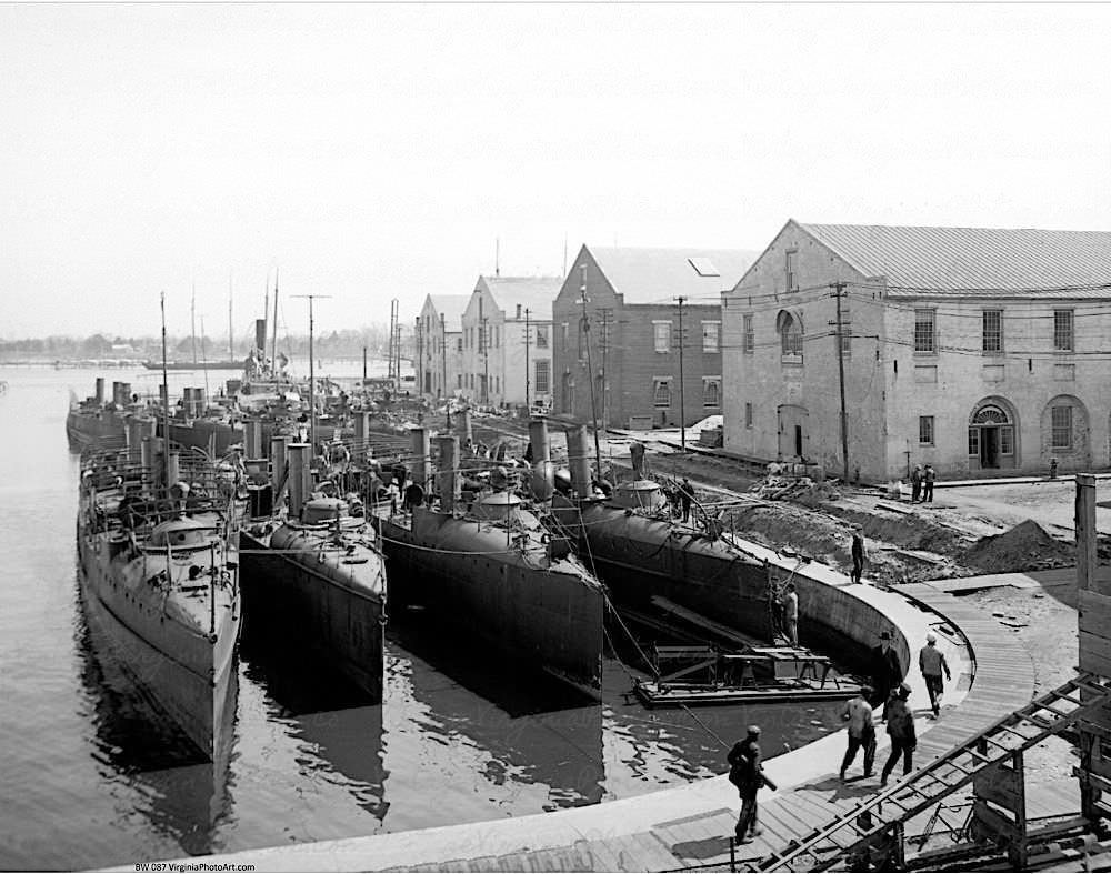 #57 Torpedo Boats Norfolk Naval Yard, 1905
