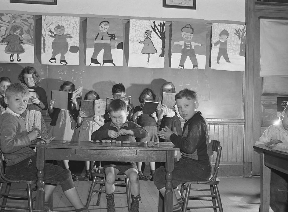 #52 First grade, public school. Norfolk, Virginia, 1941