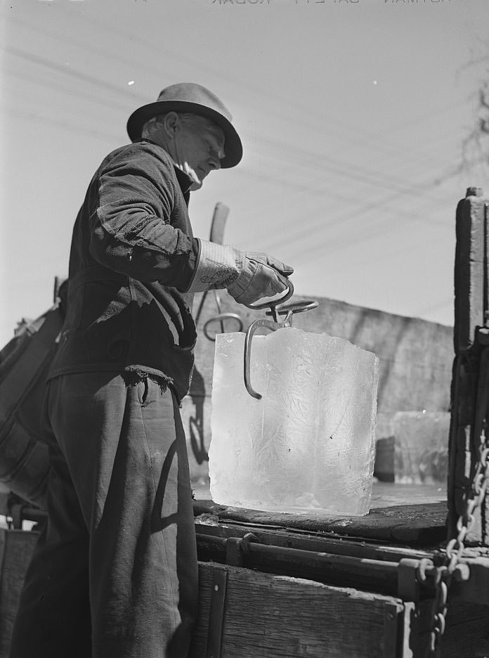 #34 Iceman. Norfolk, Virginia, 1941