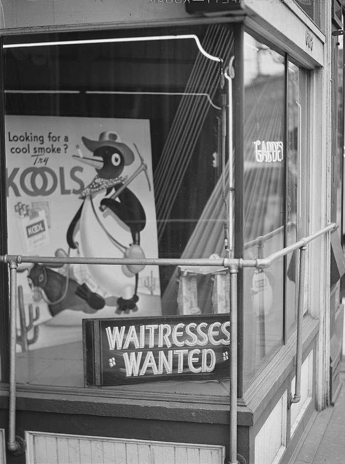 #77 West main street. Norfolk, Virginia, 1941