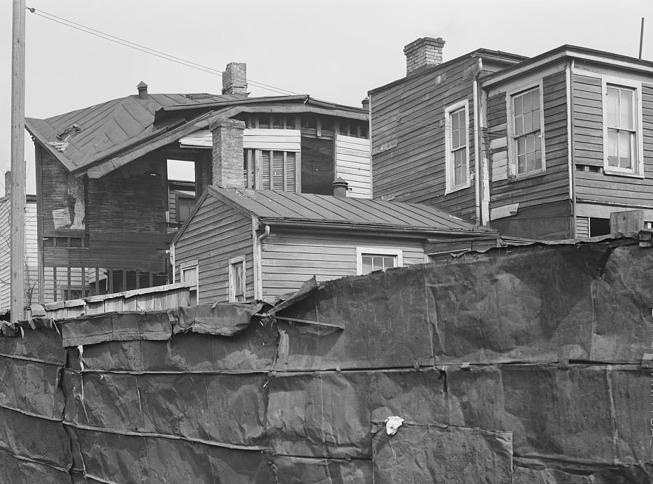 #48 Houses in Negro slum district. Norfolk, Virginia, 1941