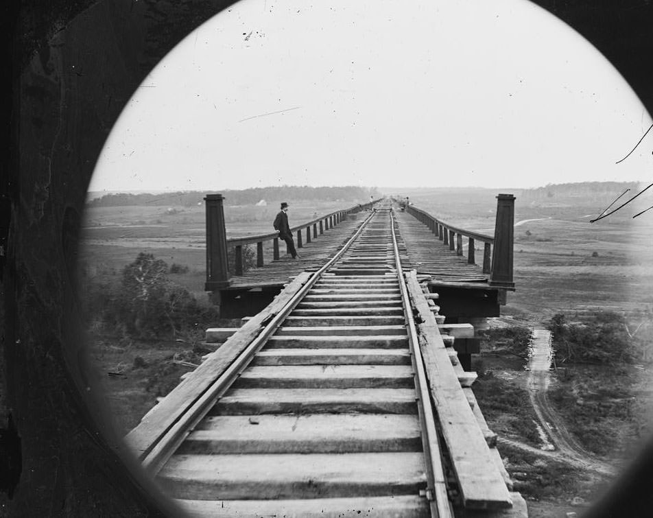 #184 High bridge of the South Side Railroad across the Appomattox, 1865
