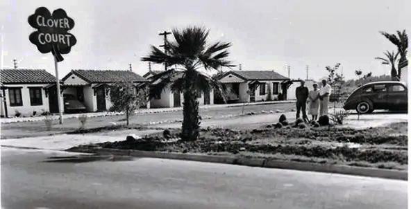 #122 Clover Court motel, 911 S. 17th Ave. in Phoenix, in 1939. It was owned by Al and Kitty Mortenson.