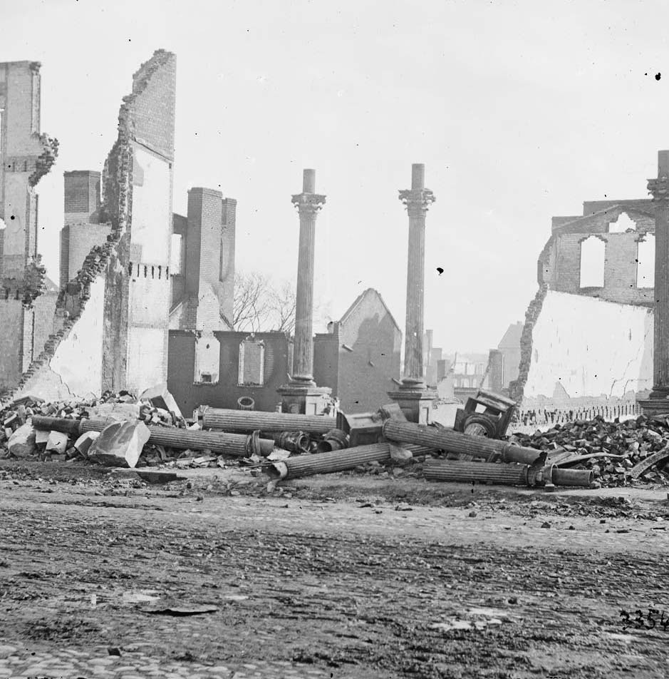 #189 Richmond, Va. Ruins of the Southern Express Office (Carey Street), 1865.