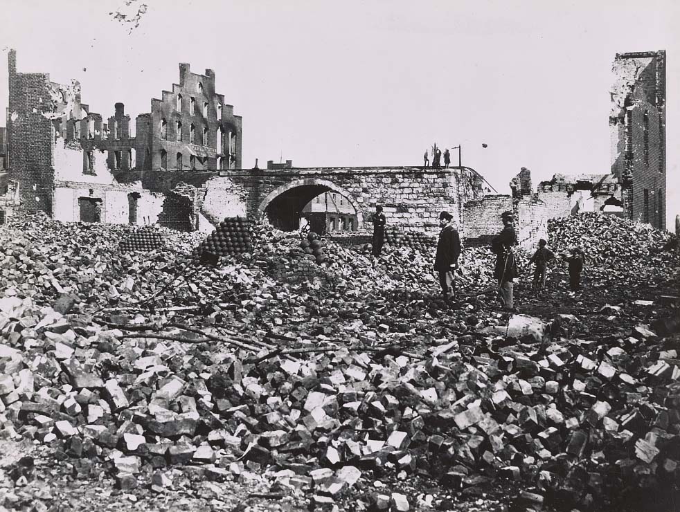 #237 The ruins of Richmond, 1865
