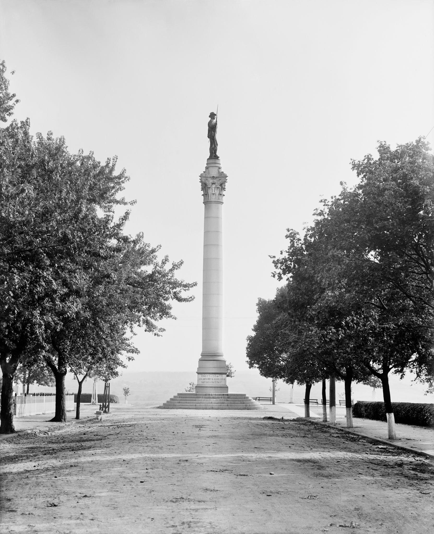 #113 Confederate Soldiers’ and Sailors’ Monument, Libby Hill Park, Richmond, Virginia, 1908