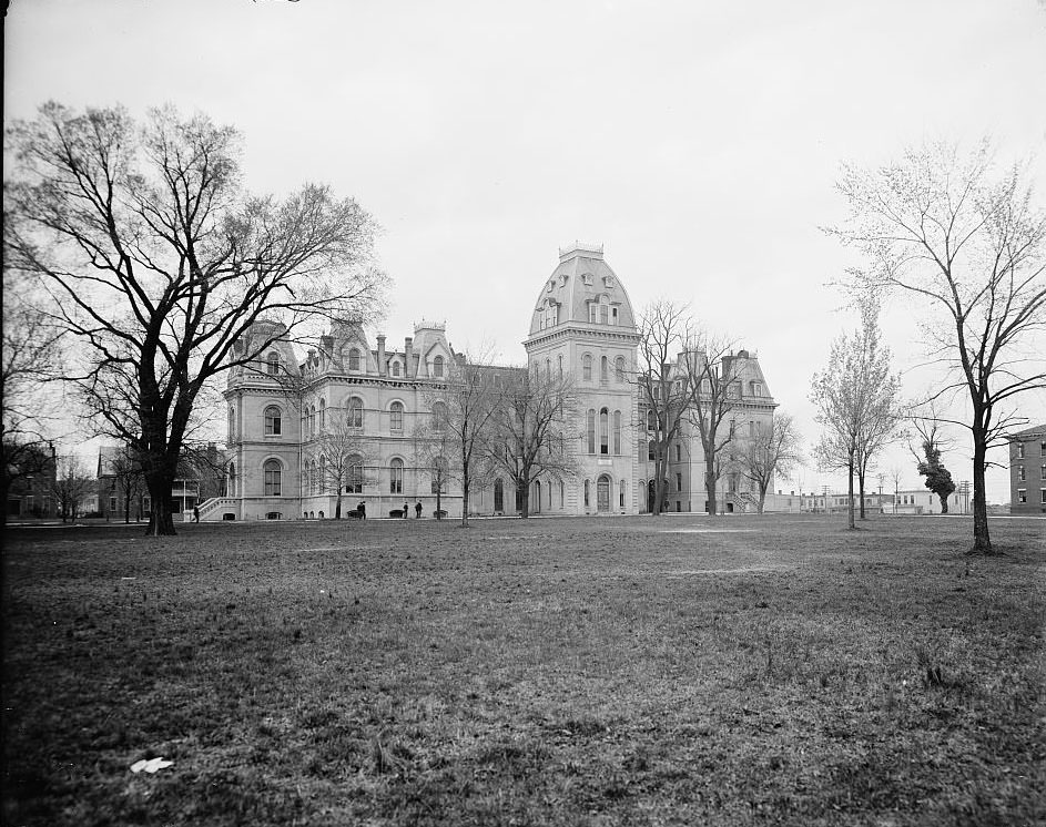 #19 Richmond College, Richmond, Virginia, 1908