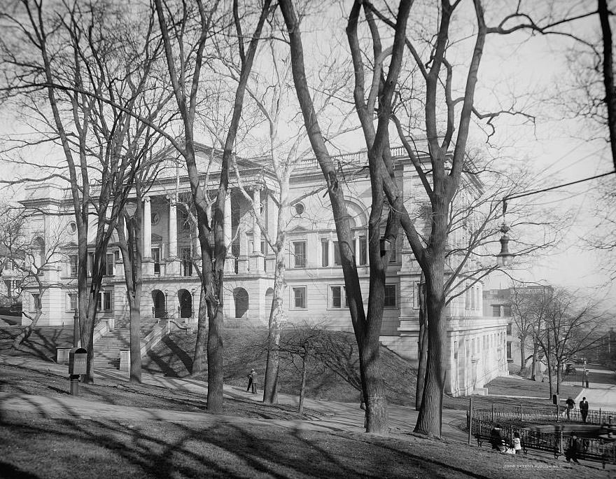 #56 Virginia State Library, capitol’s grounds, Richmond, 1908