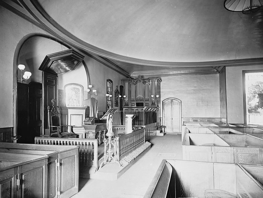 #35 St. John’s Church, interior, from Patrick Henry’s pew, Richmond, 1901.