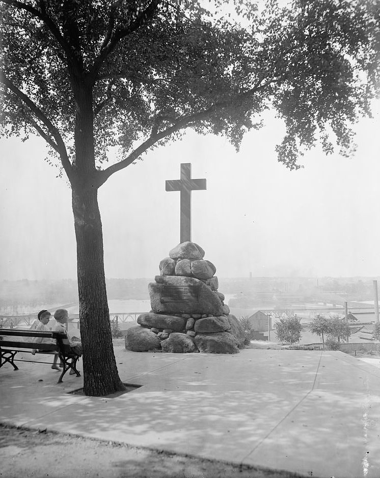 #78 John Smith Memorial, Gamble Hill Park, Richmond, 1907