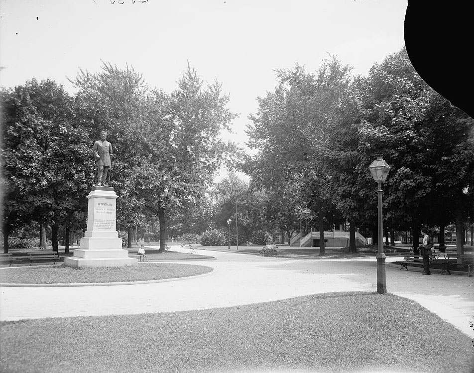 #82 Monroe Park, Richmond, 1908