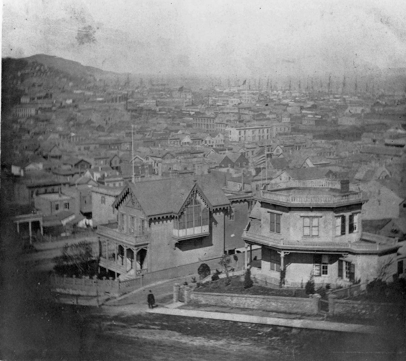 #64 Victorian Houses on San Francisco’s Rincon Hill Have View of City Below, 1850s