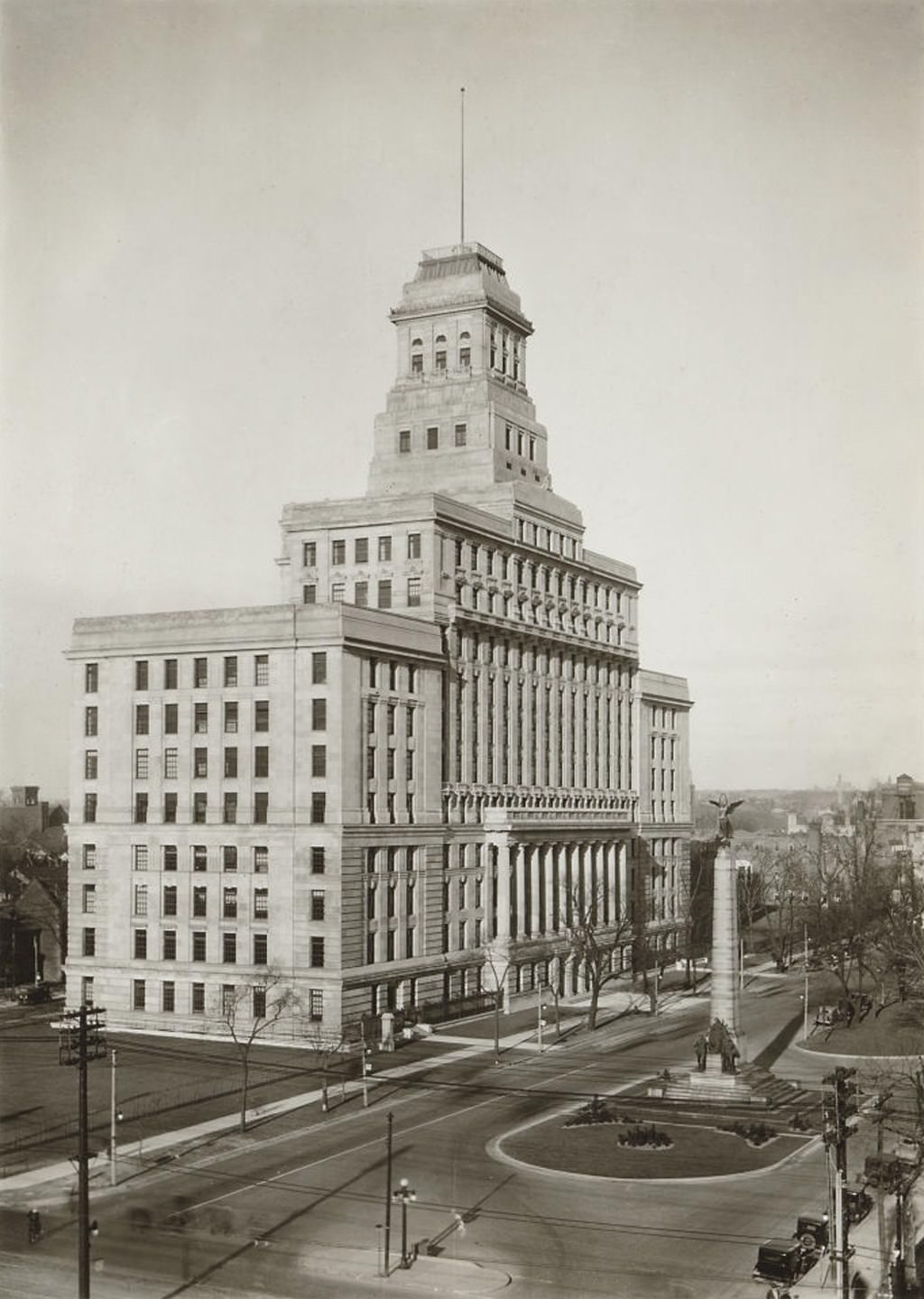 #168 Canada Life Building, University Ave., west side, north of Queen Street West, 1933