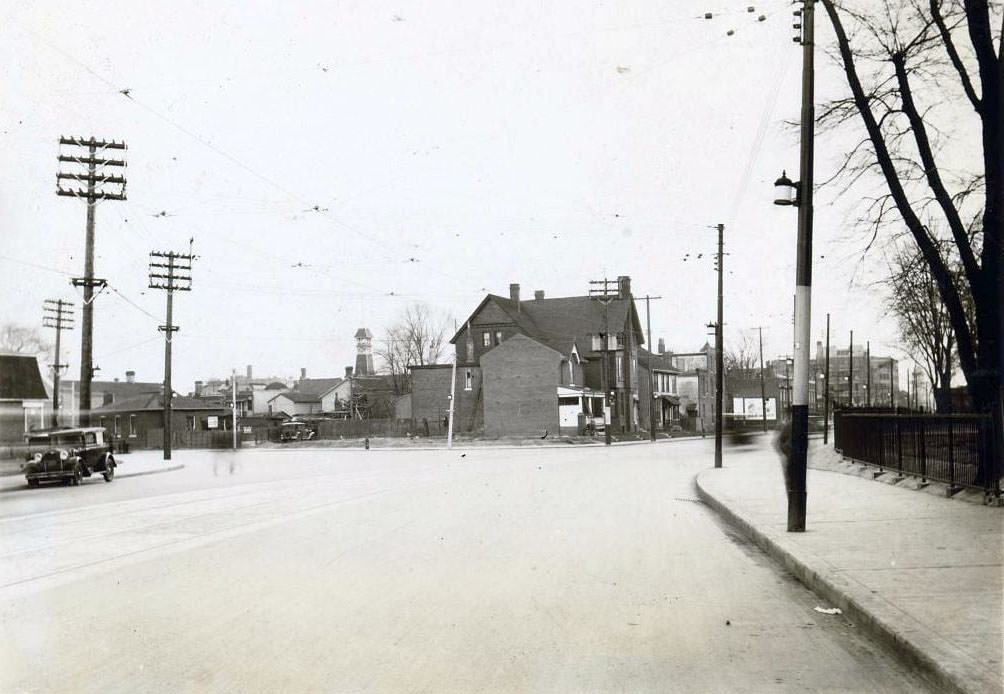 #67 Davenport & Bay looking southeast, 1930