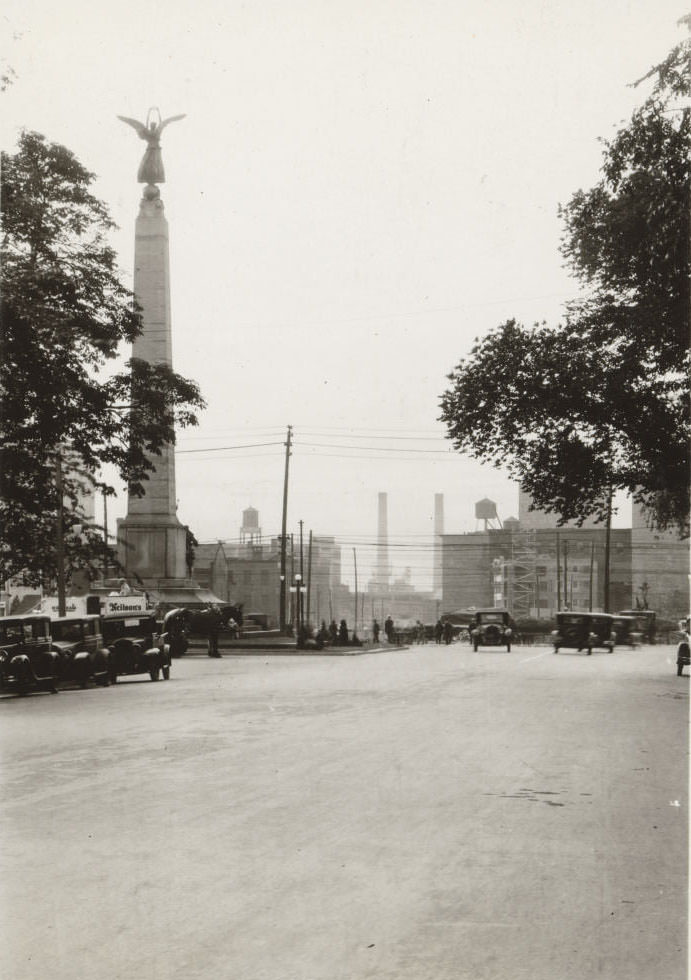 #83 University Avenue from south of Queen Street West looking north, 1931