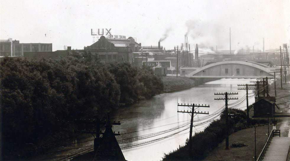 #92 Don River, looking south-east from the Queen Street bridge, 1930