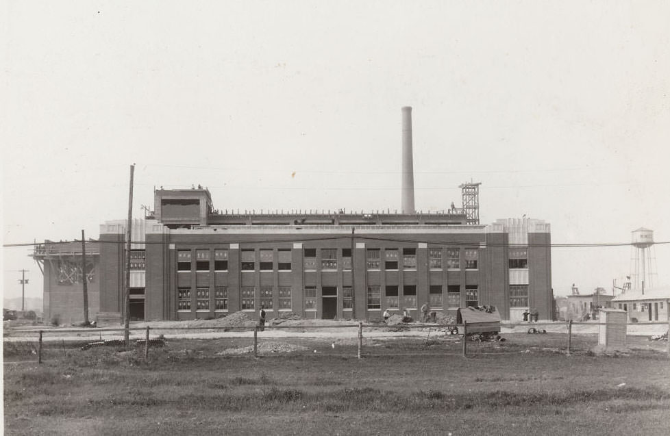 #96 Campbell’s plant under construction, New Toronto, 1931