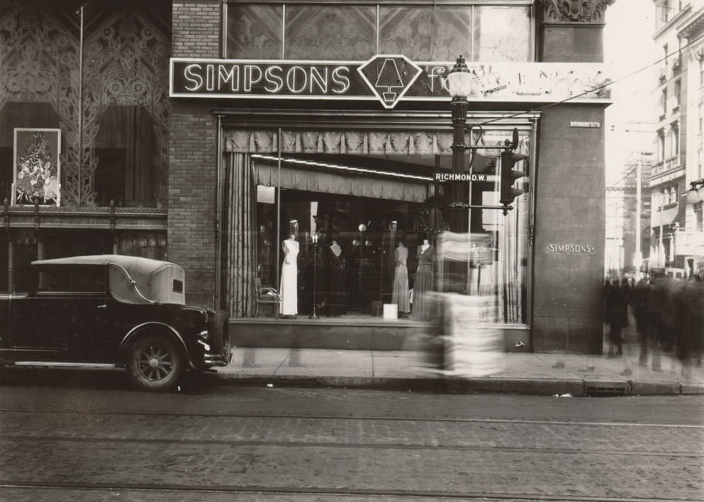 #143 Simpson’s – Yonge Street, at Richmond Street West, north-west corner., 1933
