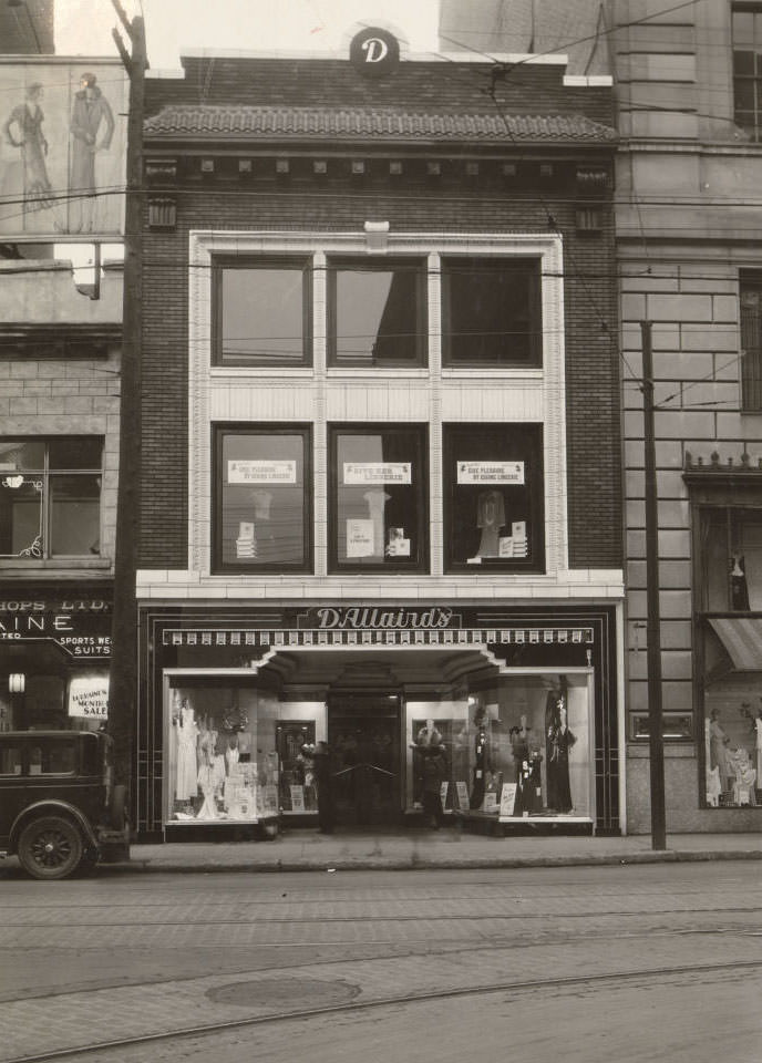#144 D’Allaird’s – 270 Yonge Street, 1933