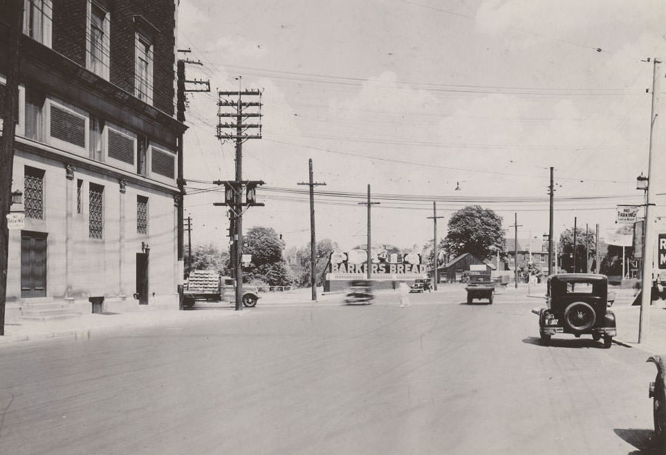 #37 Yonge & Davenport looking east to Church Street. 1936