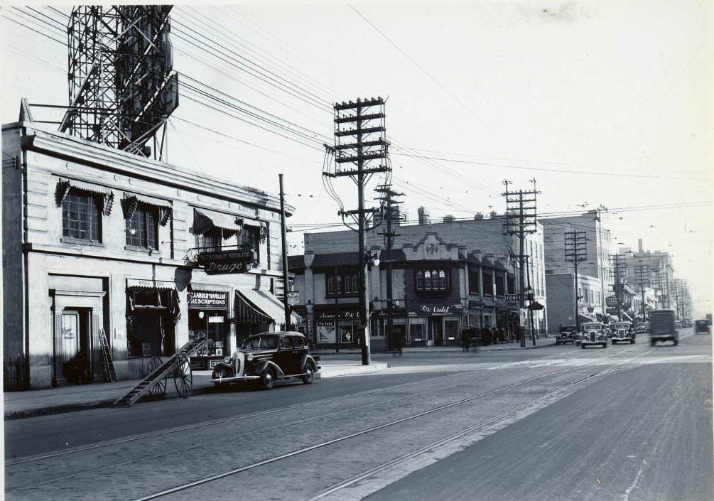 #57 Bay & Bloor looking northeast, 1938