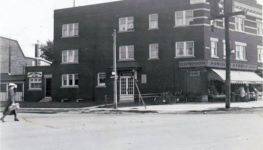 #95 Broadview and Browning avenues. View is looking south-east, 1937