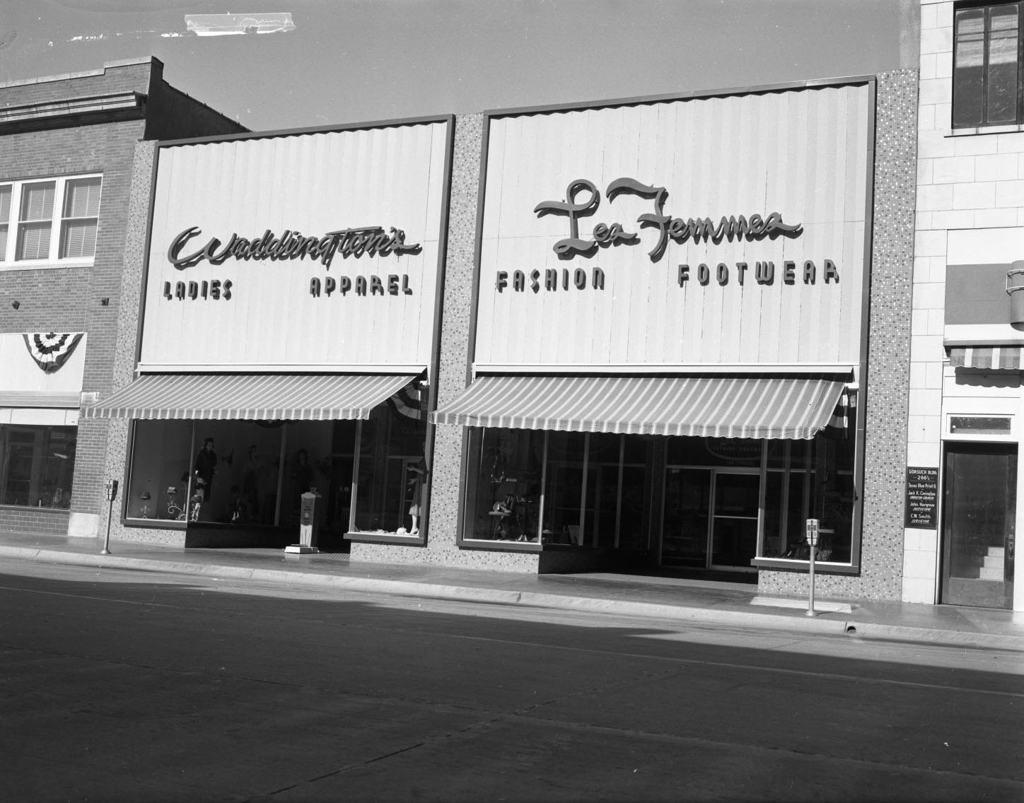 #110 Waddington’s and Les Femmes, 1956