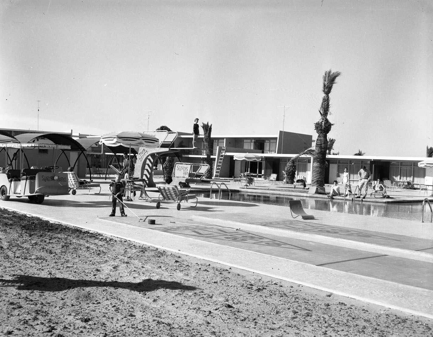 #166 Sands Hotel, 1956