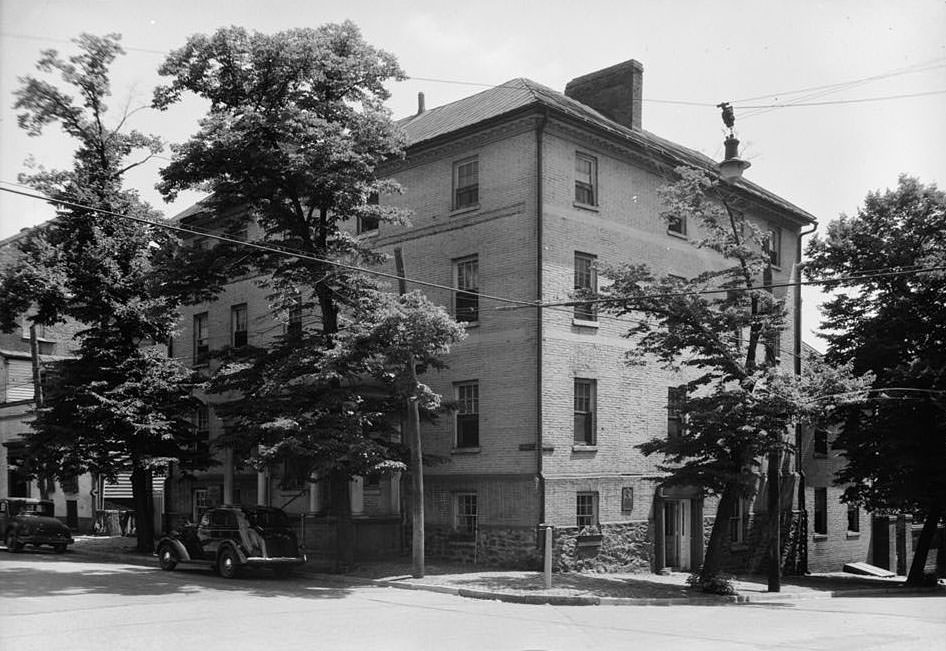 #102 Dalton-Herbert Houses, 201 North Fairfax Street, Alexandria, 1970s