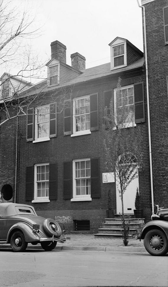 #69 219 North Royal Street (House), Alexandria, 1970s