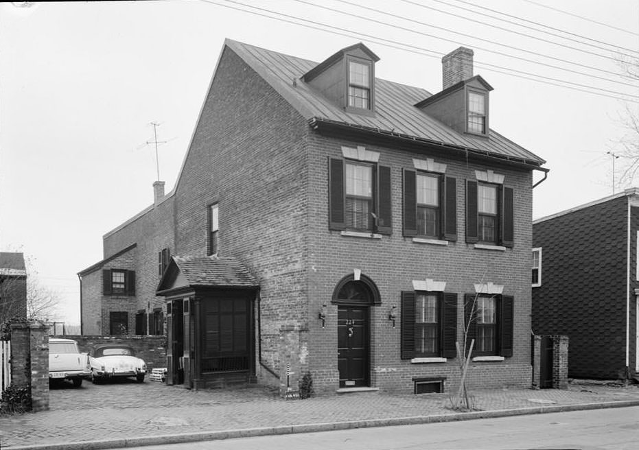 #76 Johnston-Vowell House, 224 South Lee Street, Alexandria, 1970s