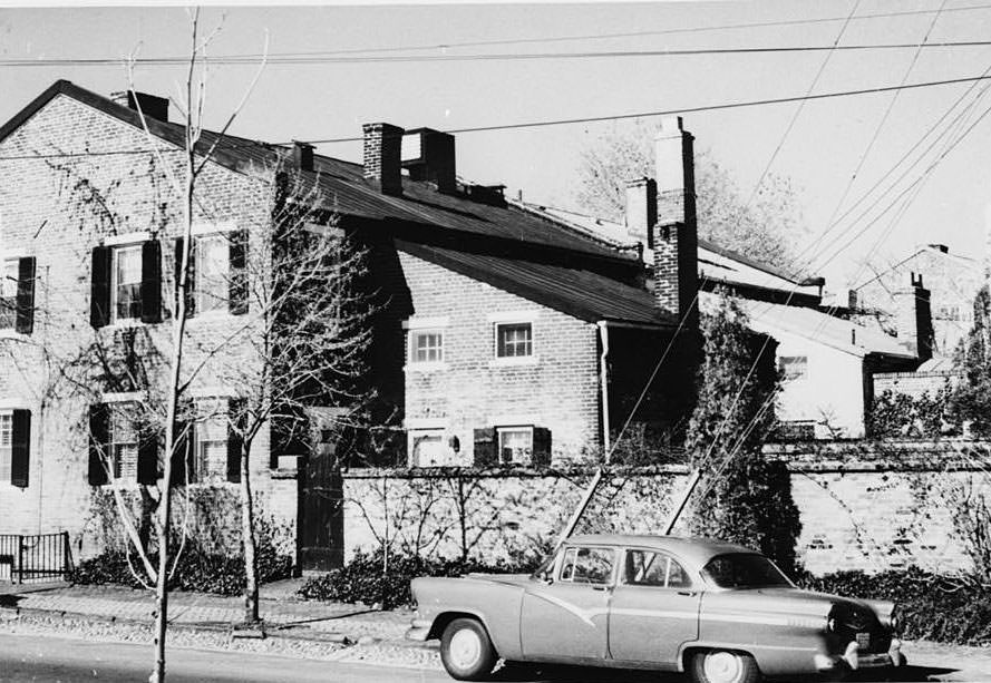 #10 Queen Street Area Survey, 301-303 Queen Street (Row Houses), Alexandria, 1970s