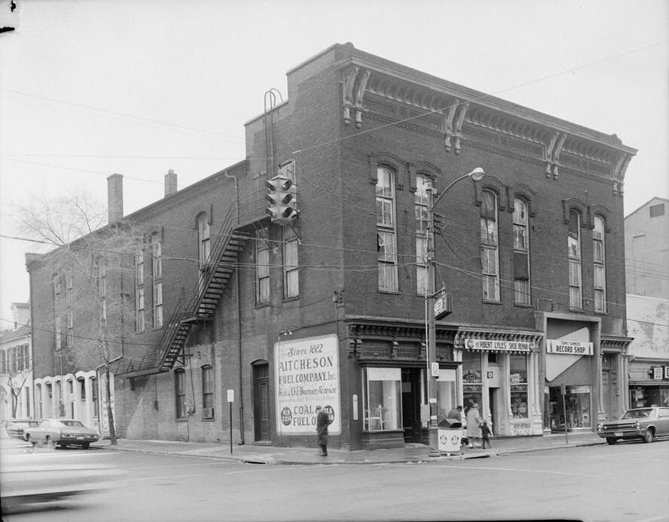 #82 Lannon’s Opera House, 500-508 King Street, Alexandria, 1970s