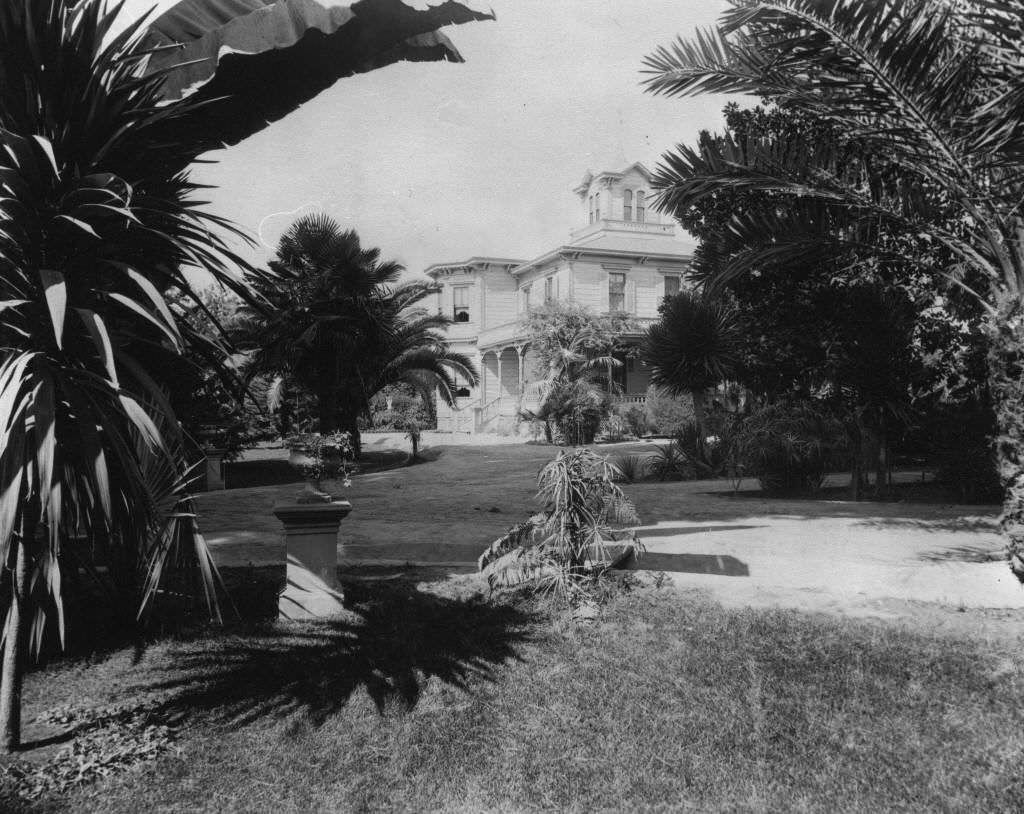 #108 Langenberger Residence and Grounds, Sycamore Street, Anaheim, 1897