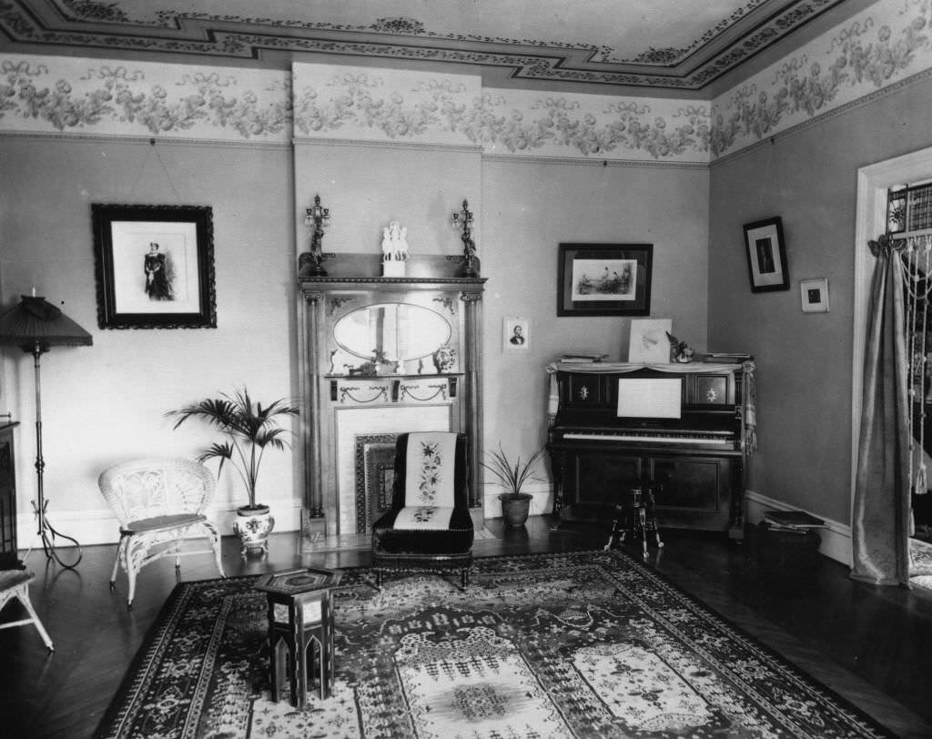 #118 Parlor, Langenberger Residence, Anaheim, 1897