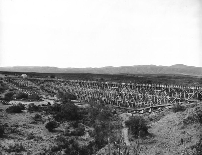 #166 Construction of the Anaheim flume for transporting water, 1891