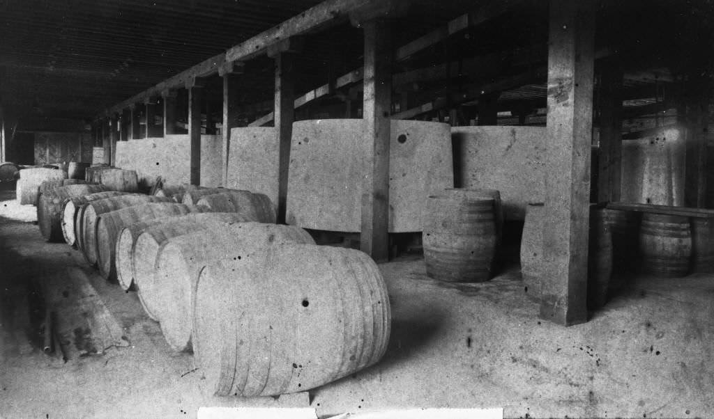 #60 Dreyfus Winery, Interior, Anaheim, 1885