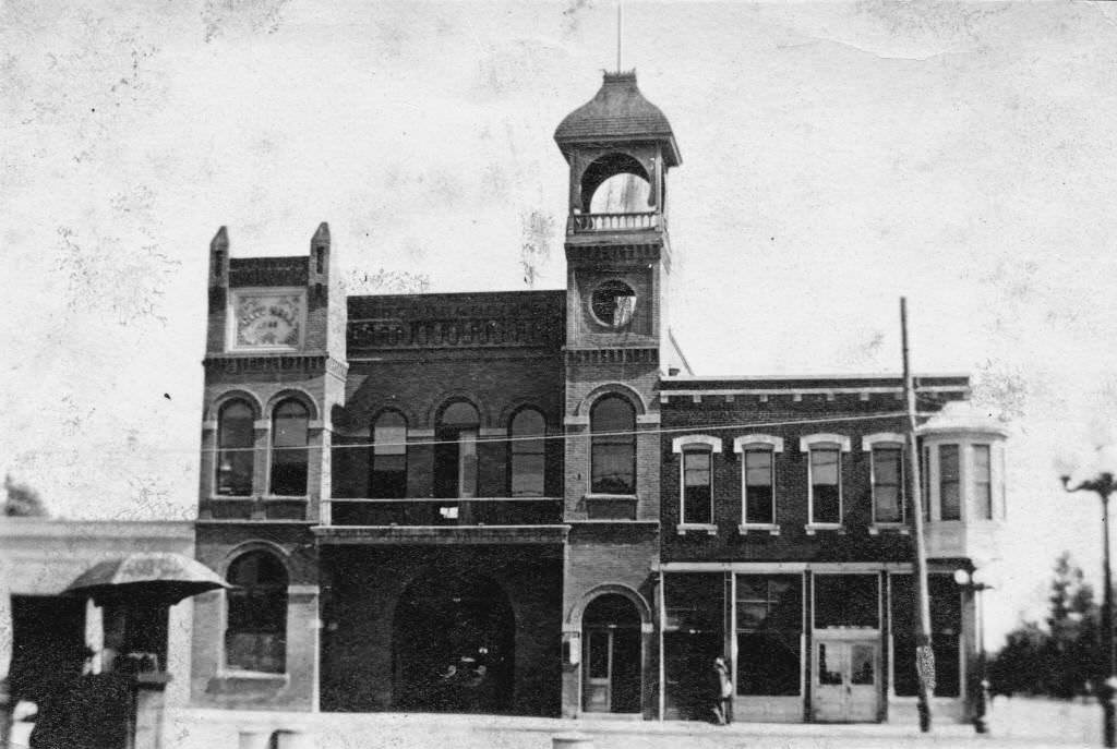 #91 Anaheim City Hall, 202 East Center Street, Anaheim, 1895