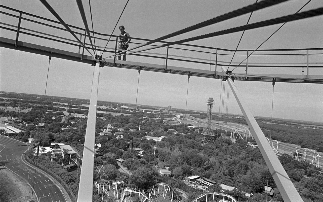 #71 Six Flags Over Texas Chute Out ride, 1978