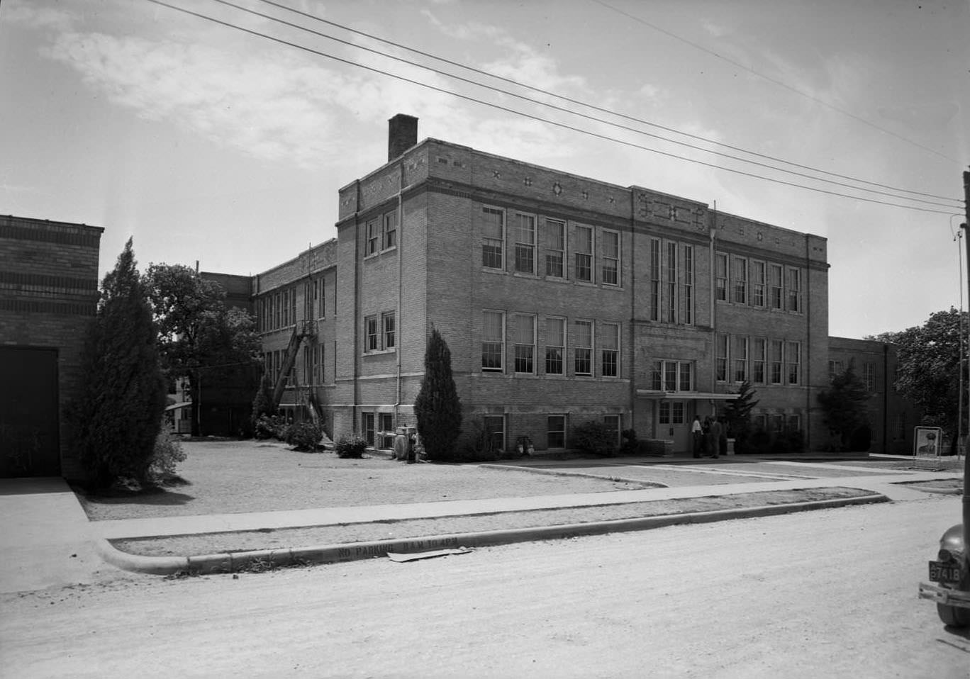 #42 L.C. Anderson High School — 1912 Building, 1950