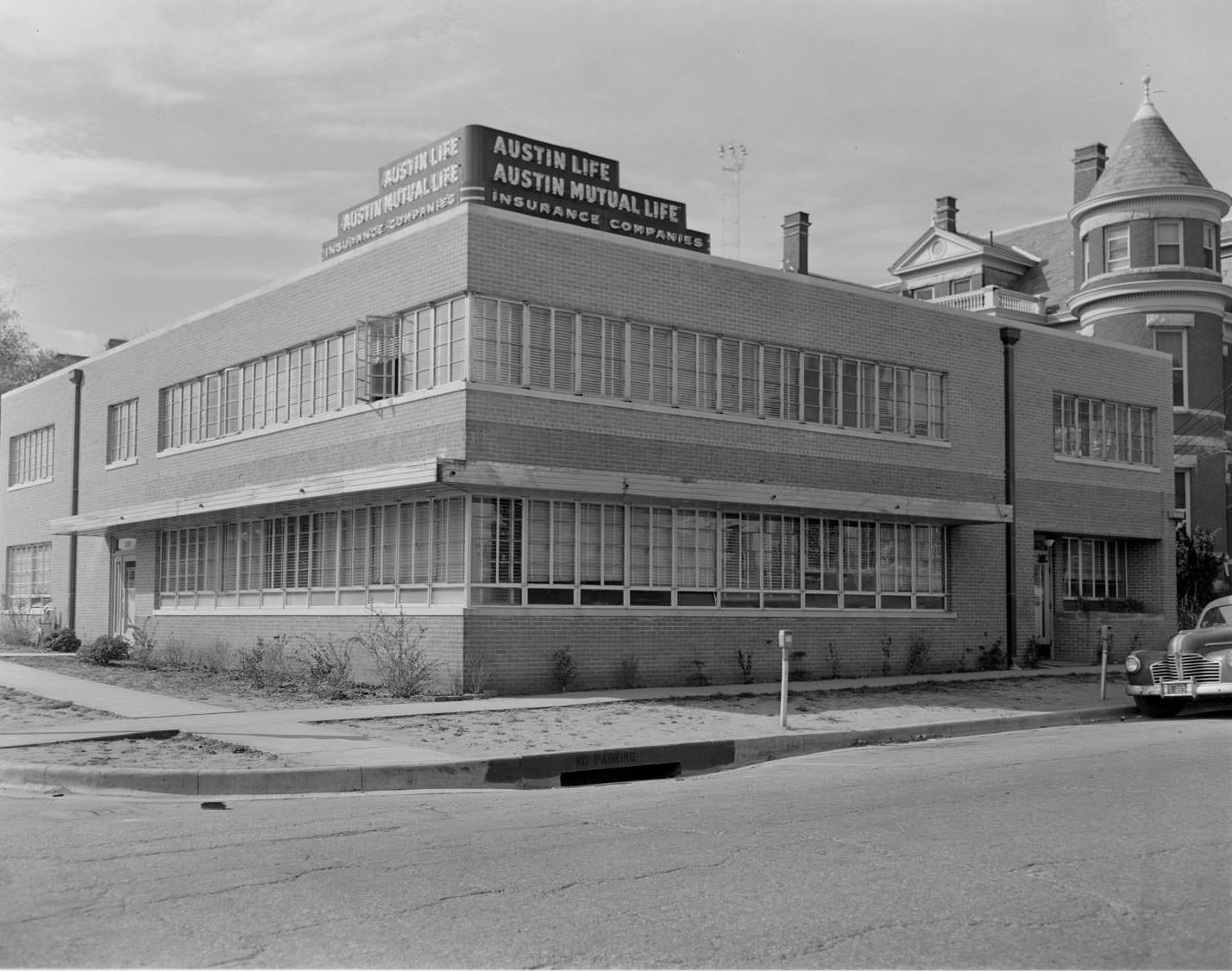 #24 Austin Life, Ausin Mutual Life Building, 1951