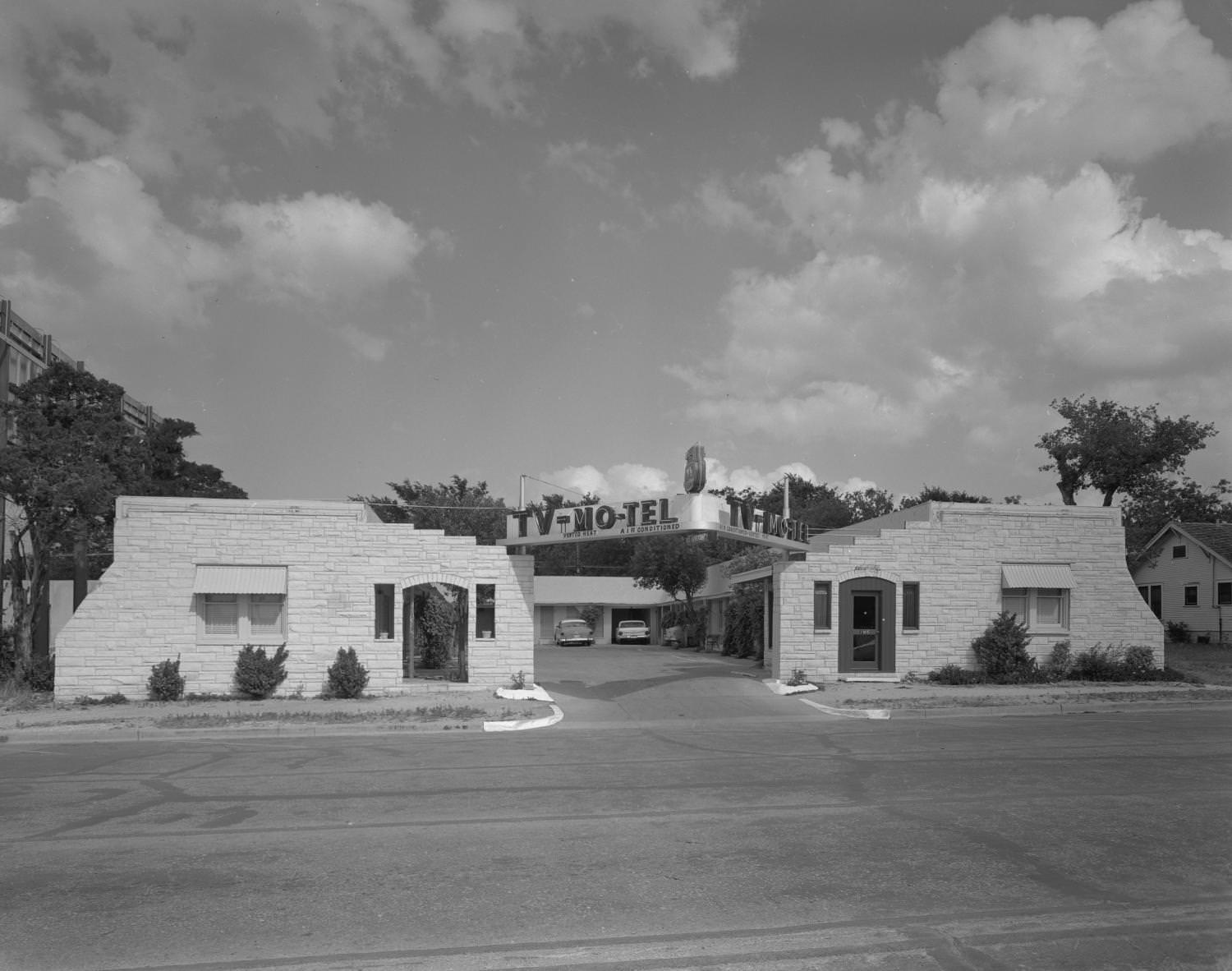 #13 The TV Motel, located at 1905 South Congress Avenue, Austin, 1961