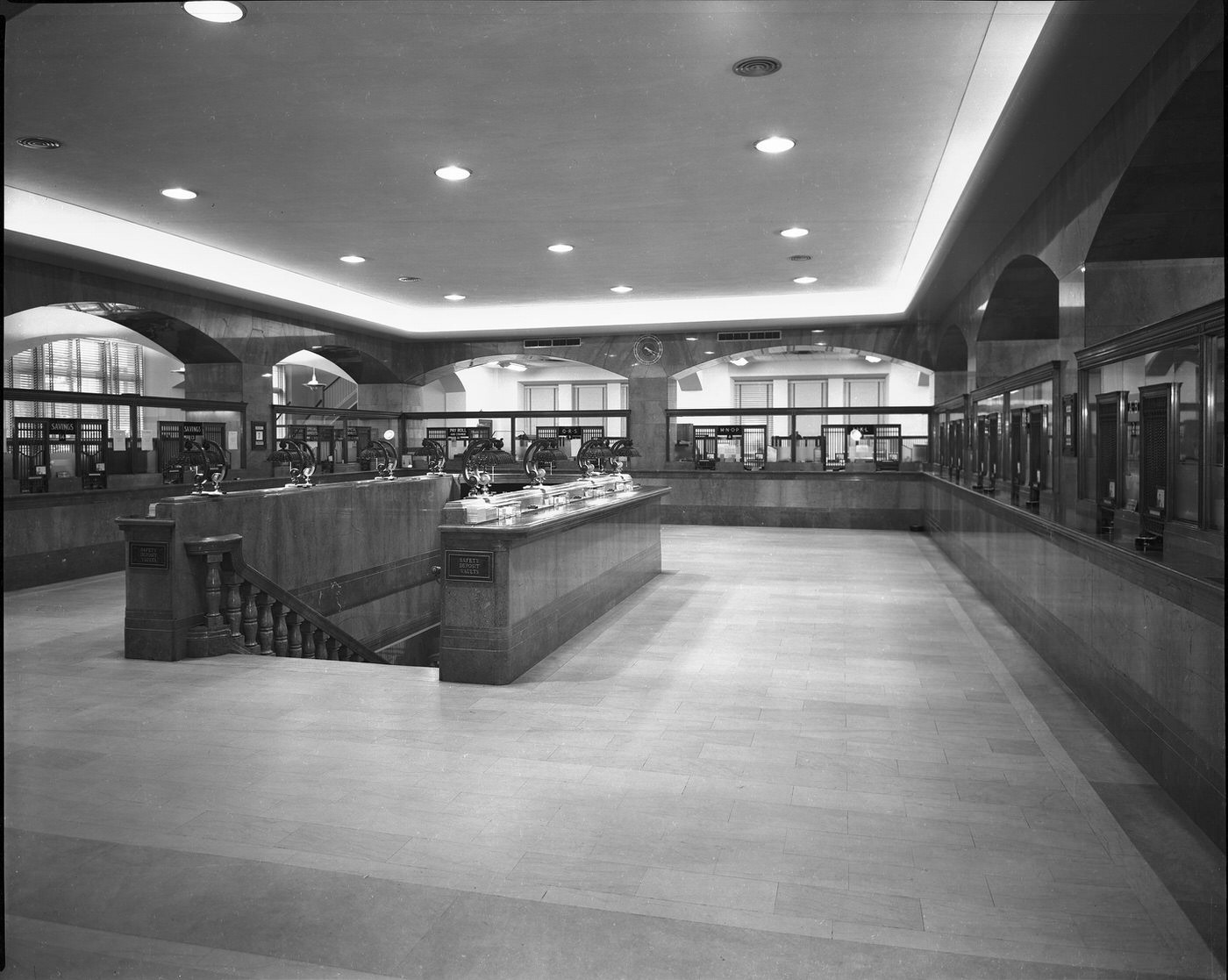 #184 Fort Worth National Bank building interior, 1948